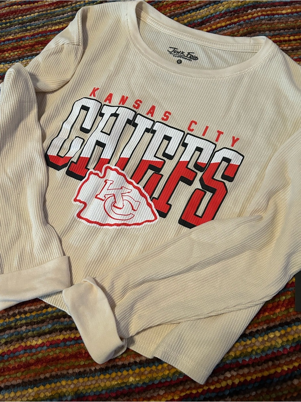 Junk Food Clothing Kansas City Chiefs Cream Thermal Crew size large New with tag